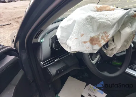 2024 Hyundai Elantra Sel z USA, uszkodzony, nr VIN KMHLM4DGXRU696920